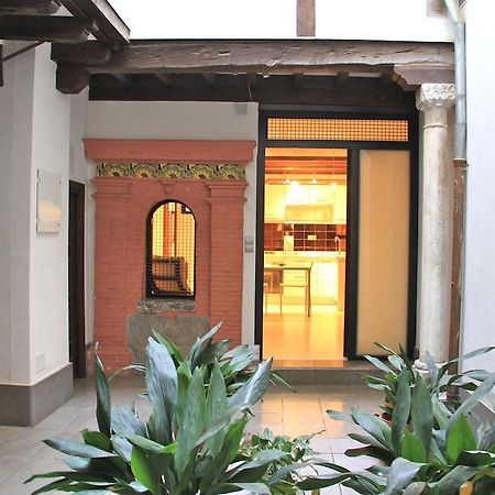 Apartamentos Inside Alhacaba Γρανάδα Δωμάτιο φωτογραφία