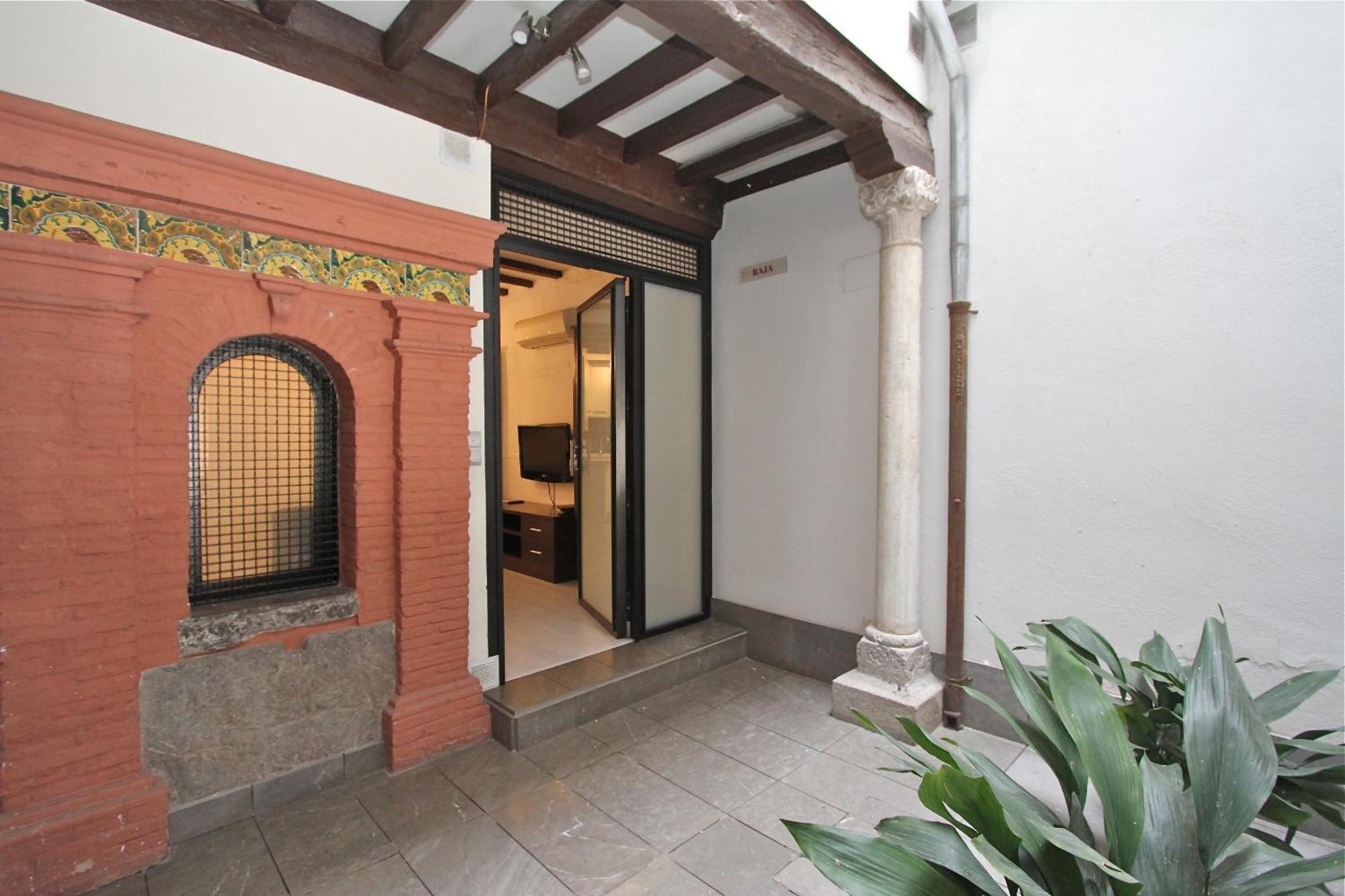 Apartamentos Inside Alhacaba Γρανάδα Δωμάτιο φωτογραφία